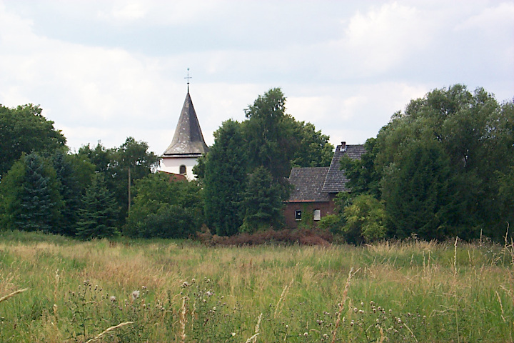 Blumendeller und Kirche - so gehört´s zusammen