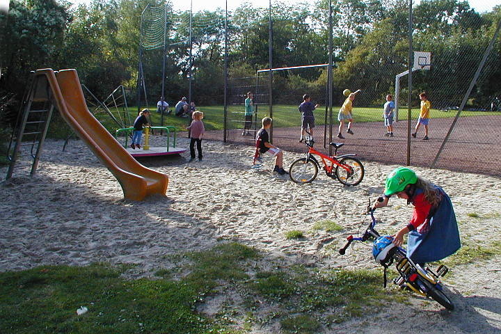 Spiel- und Sportplatz