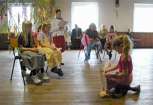 Maike, Denise, Franziska, (eine weitere Souffleuse), Claudia und Anny