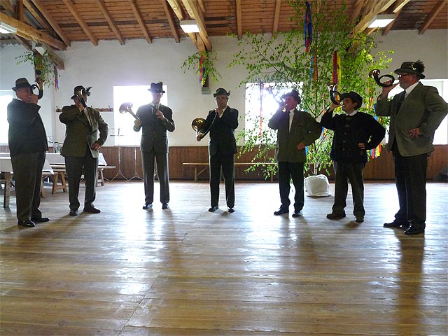 kein 1. Mai in Meiningsen ohne Jagdhornklänge