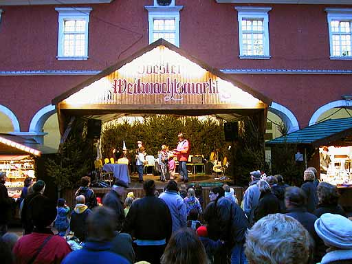 Theater und Glühwein (für die Großen)