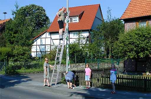 Veronika, halt die Leiter fest!