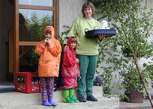 Anny, Antje, Anja: "Kaffee, Cola, Bier"