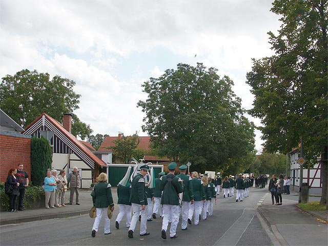 ab zur Schützenhalle