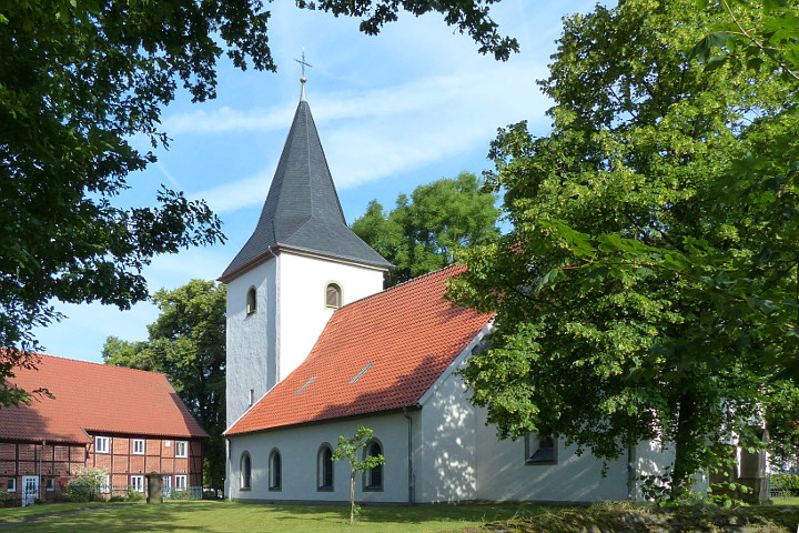 St. Matthias im Frühsommer 2017