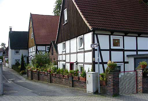 Fachwerkhuser im Grund in Mllingsen am 20.09.2001