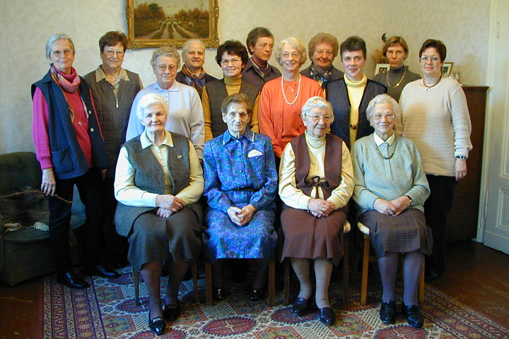 Mechthild Blumendeller, Wilma Junker, Renate Müller, Christel Plöger und Karin Seifert fehlen leider auf dem Foto