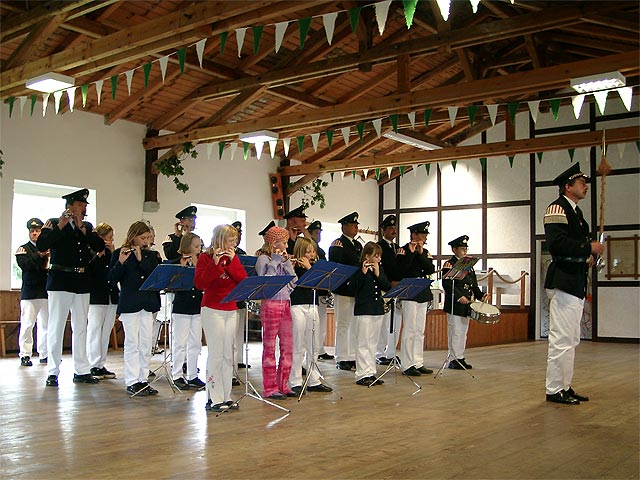 der Spielmannszug zum Kinderschützenfest 2002